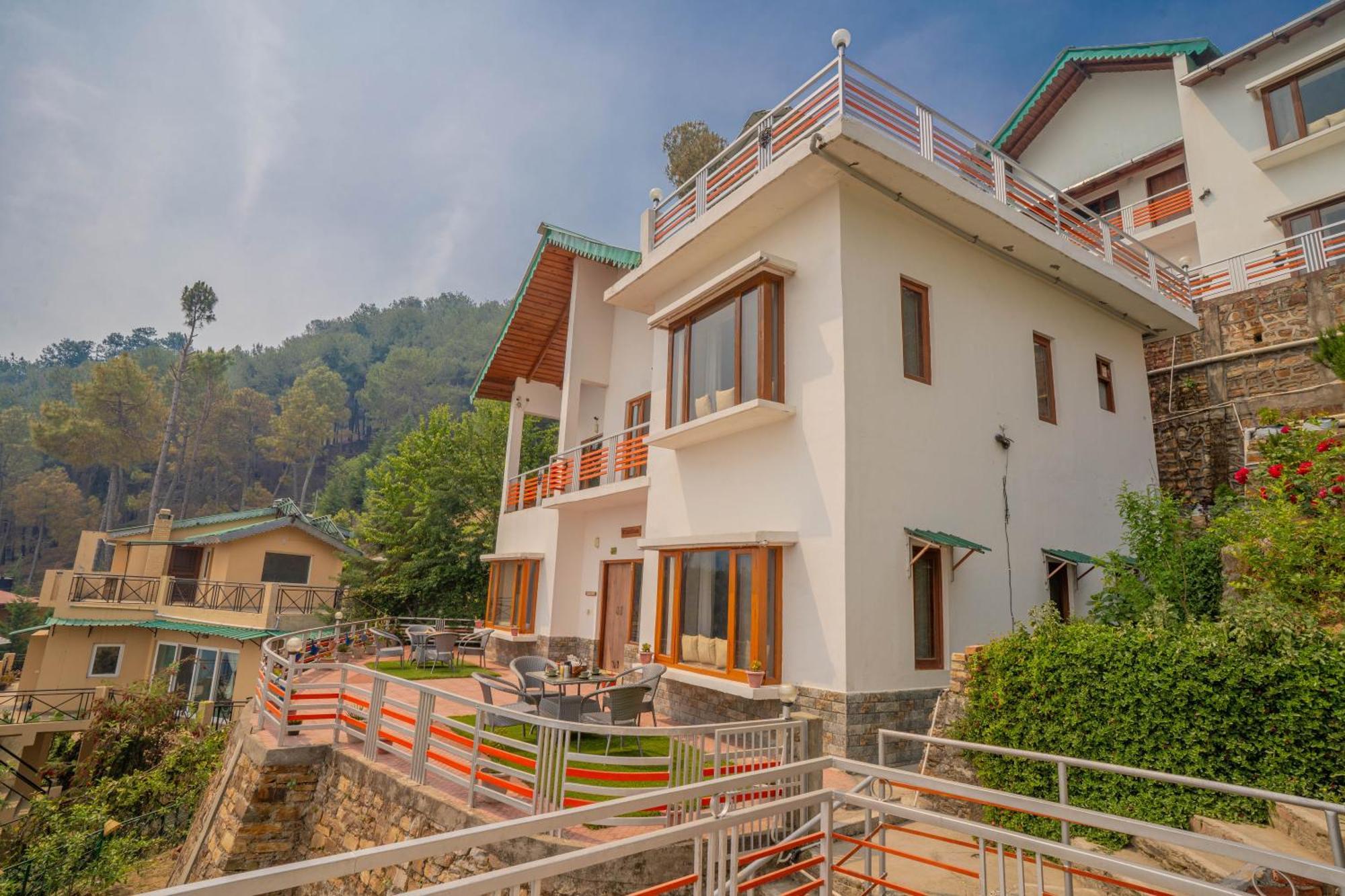 Hostie Sahasrara-3Bhk Chalets, Majkhali, Ranikhet Exterior photo