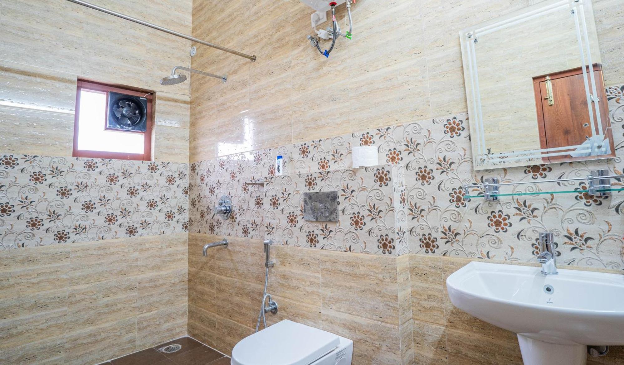 Hostie Sahasrara-3Bhk Chalets, Majkhali, Ranikhet Exterior photo