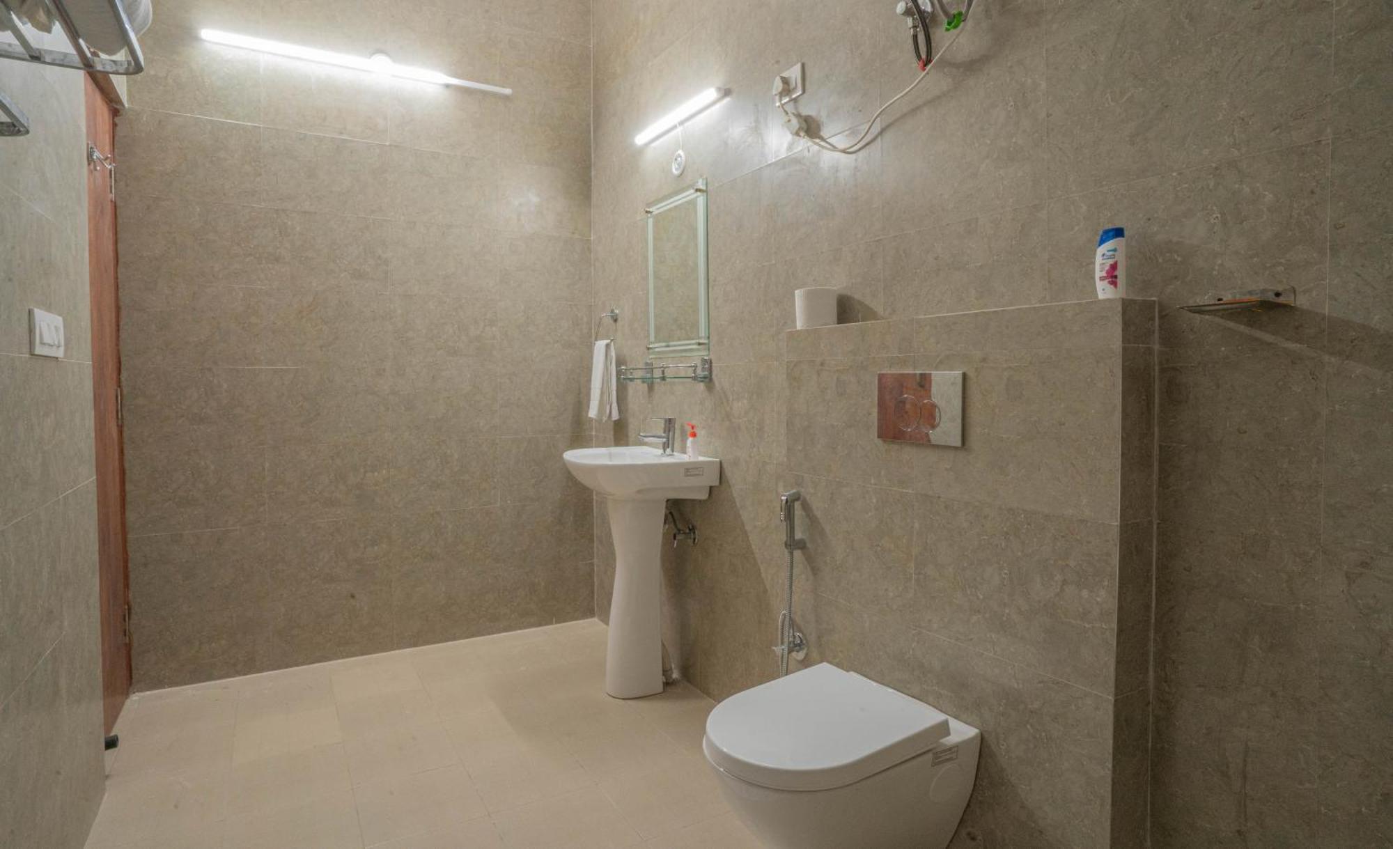 Hostie Sahasrara-3Bhk Chalets, Majkhali, Ranikhet Exterior photo